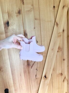 Bearpaw 4c Pink Rain Boots